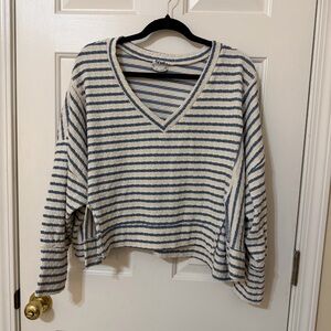 ARULA Blue and White Striped V-Neck Top